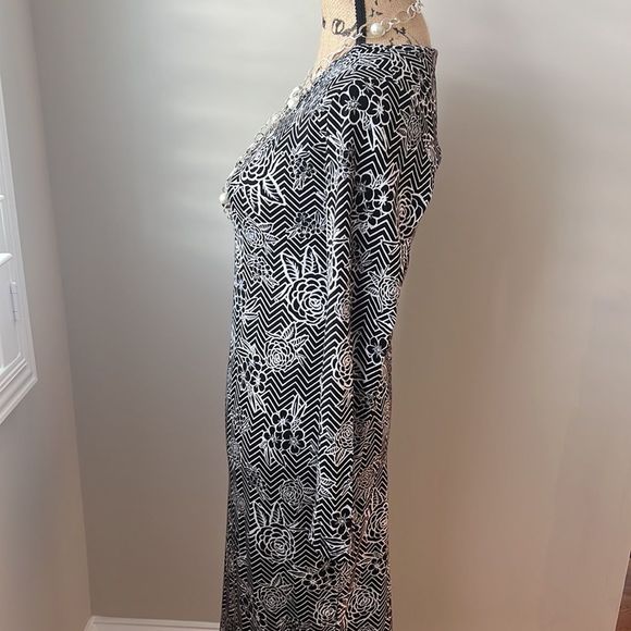 LuLaRoe Dress‼️ - Picture 3 of 6